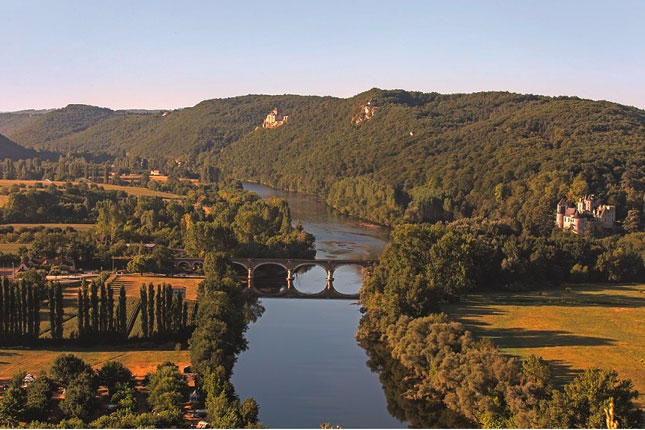 Landschaft im Périgord. Foto: Klaus Einwanger / © Diogenes Verlag